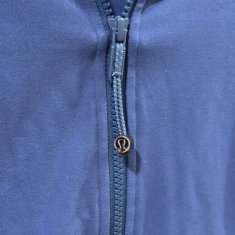lululemon athletica size euc